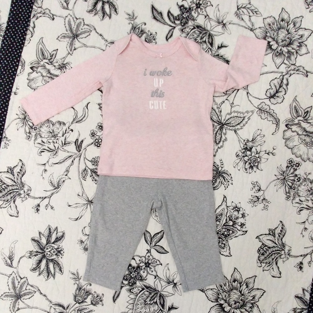 Carter's Girl's 2-piece Outfit Size 9mth